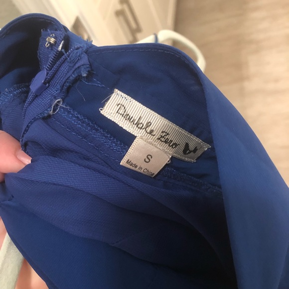 Halter dress - Picture 4 of 4